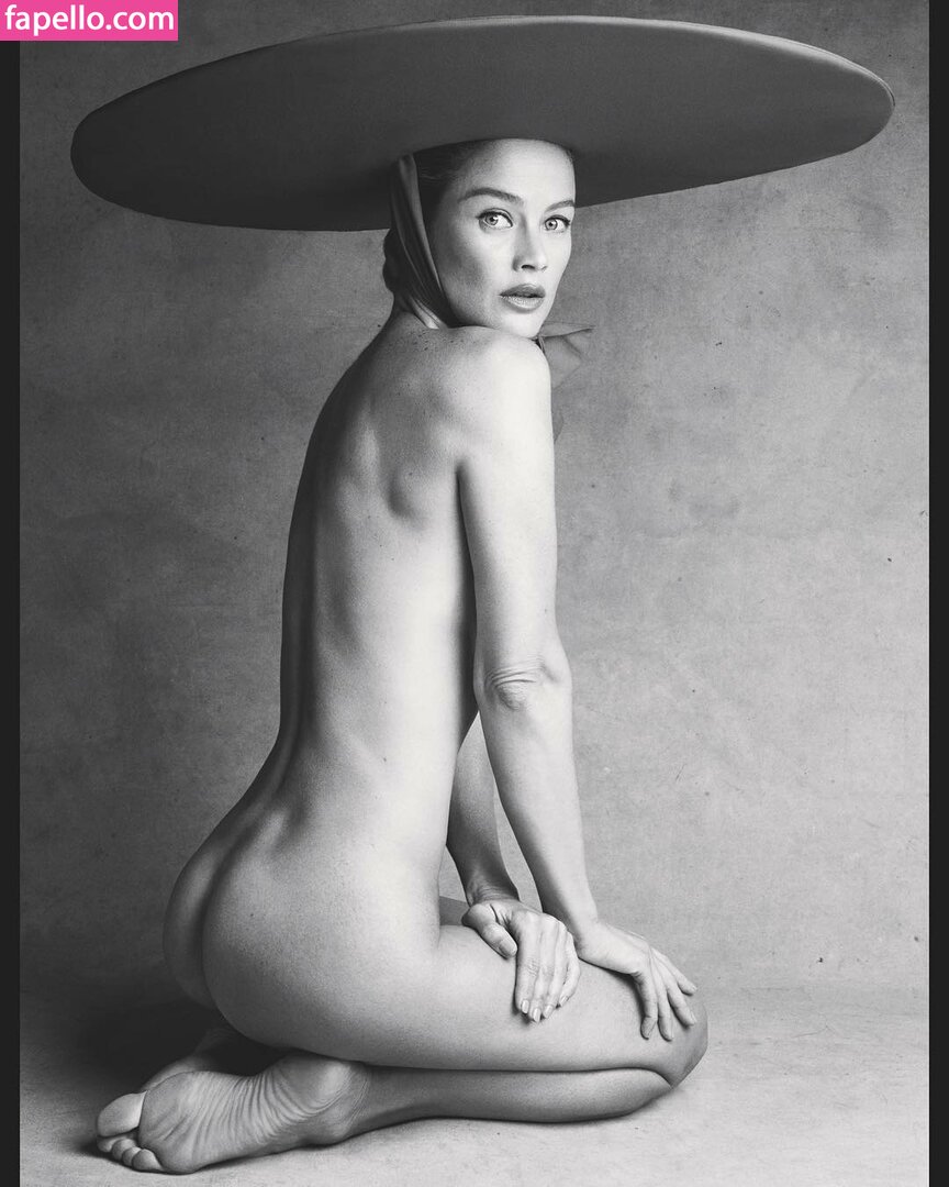 Carolyn Murphy leaked nude photo #0001 (Carolyn Murphy)