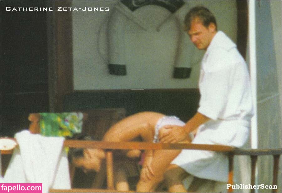 Catherine Zeta-Jones leaked nude photo #0043 (Catherine Zeta-Jones / catherinezetajones)