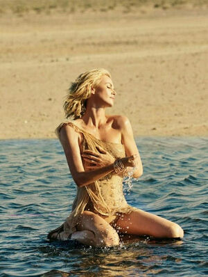 Charlize Theron nude #0067