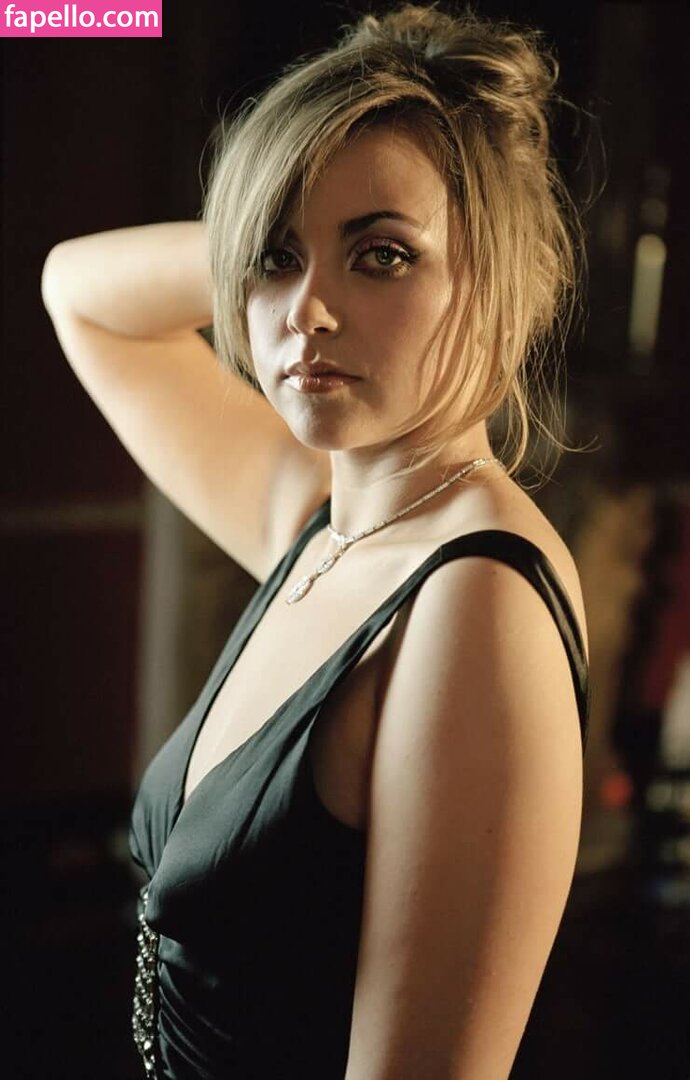 Charlotte Church leaked nude photo #0042 (Charlotte Church / therealcharlottechurch)