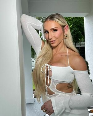 Charlotte Flair nude #0342