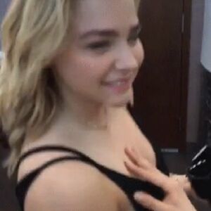 Chloë Grace Moretz nude #1212