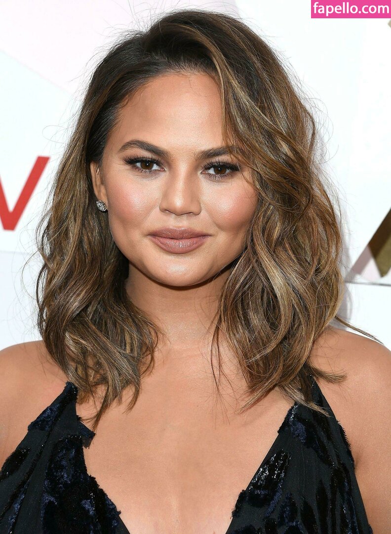 Chrissy Teigen leaked nude photo #0207 (Chrissy Teigen / chrissyteigen)