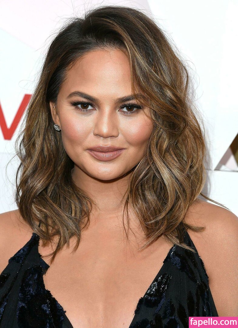 Chrissy Teigen leaked nude photo #0209 (Chrissy Teigen / chrissyteigen)