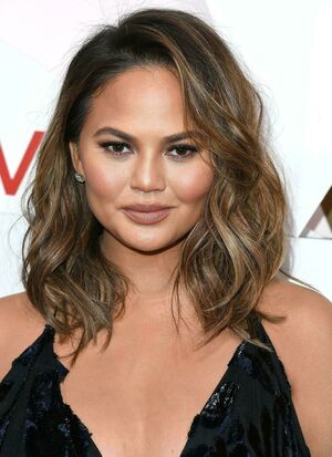 Chrissy Teigen nude #0209