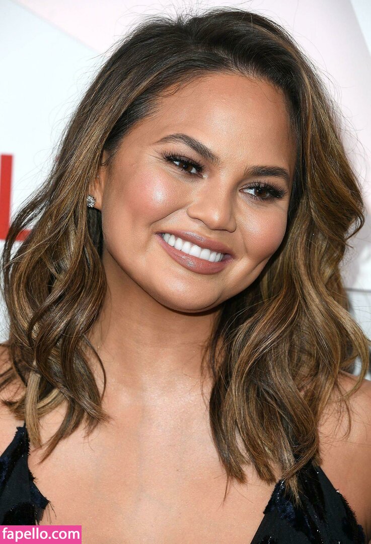 Chrissy Teigen leaked nude photo #0215 (Chrissy Teigen / chrissyteigen)