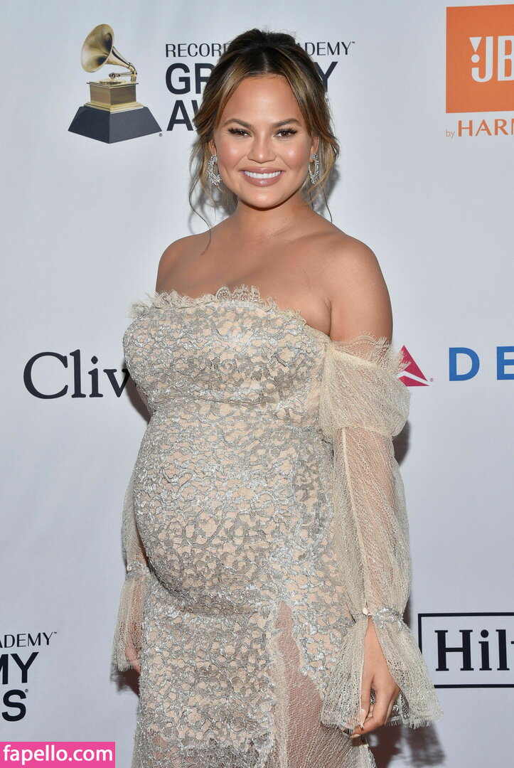 Chrissy Teigen leaked nude photo #0238 (Chrissy Teigen / chrissyteigen)