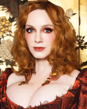 Christina Hendricks nude #0732