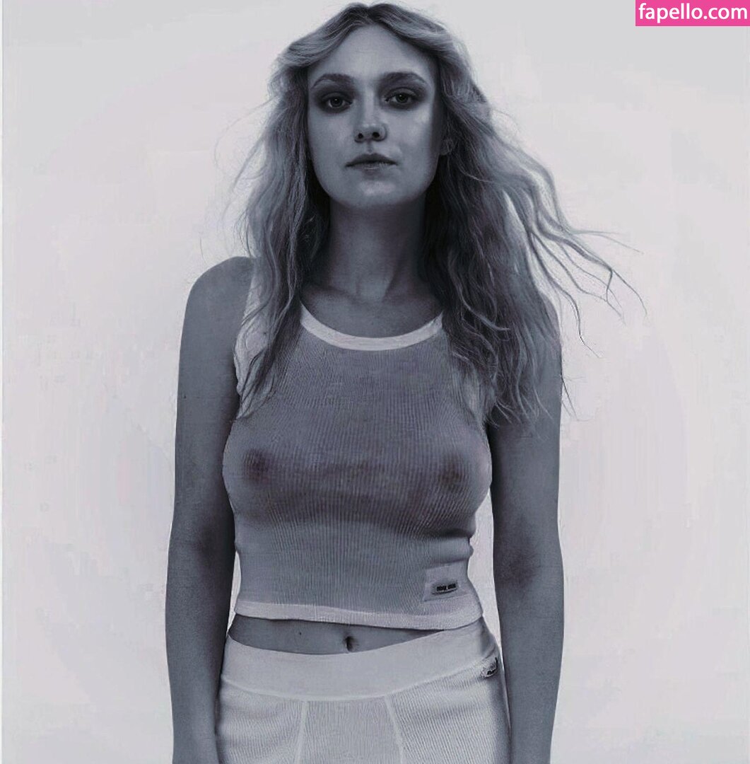 Dakota Fanning leaked nude photo #0065 (Dakota Fanning / dakotafanning)