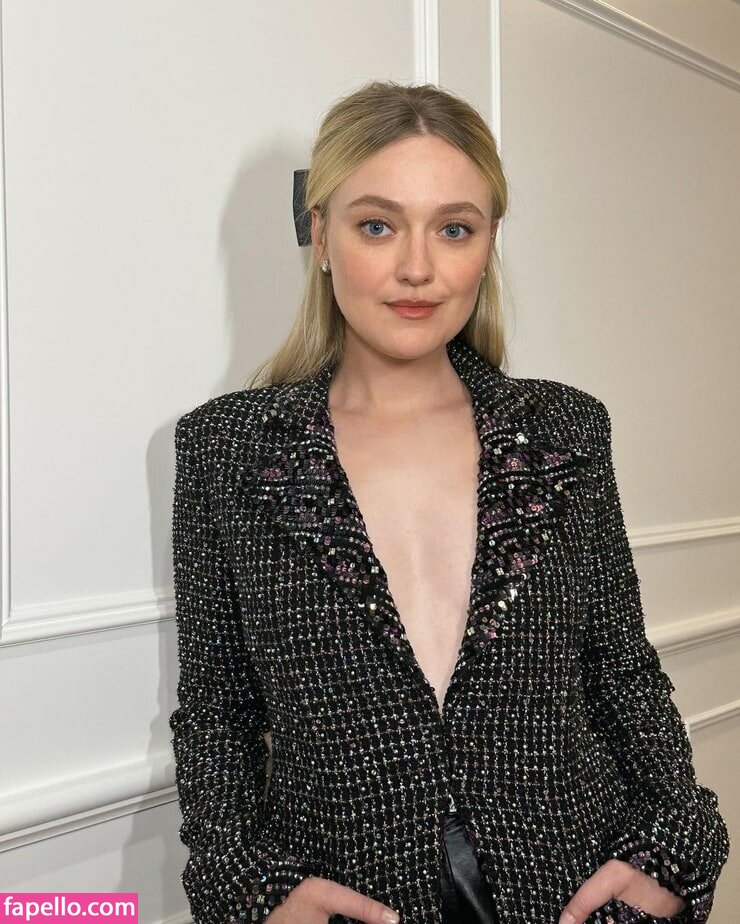 Dakota Fanning leaked nude photo #0090 (Dakota Fanning / dakotafanning)