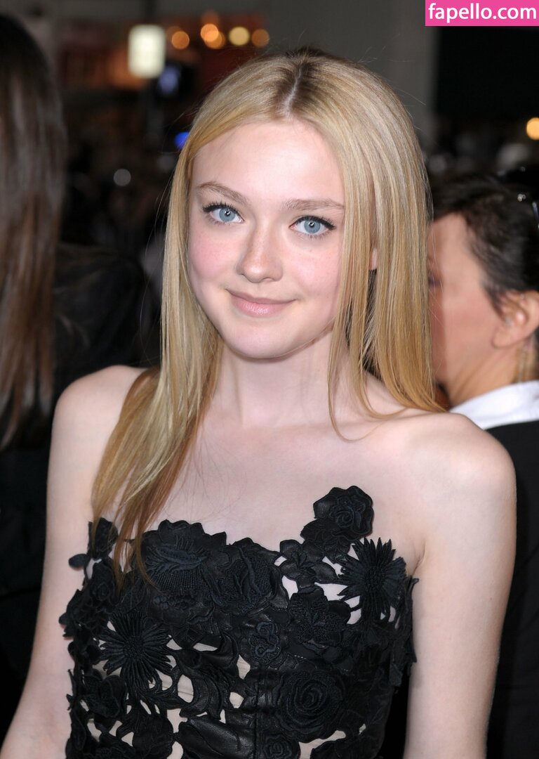 Dakota Fanning leaked nude photo #0102 (Dakota Fanning / dakotafanning)