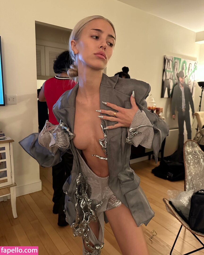 Delilah Belle Hamlin leaked nude photo #0005 (Delilah Belle Hamlin / delilahbelle)