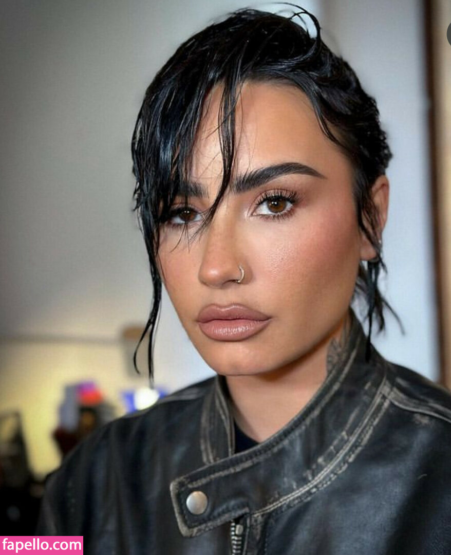 Demi Lovato / ddlovato Nude Leaked OnlyFans Photo #51 - Fapello