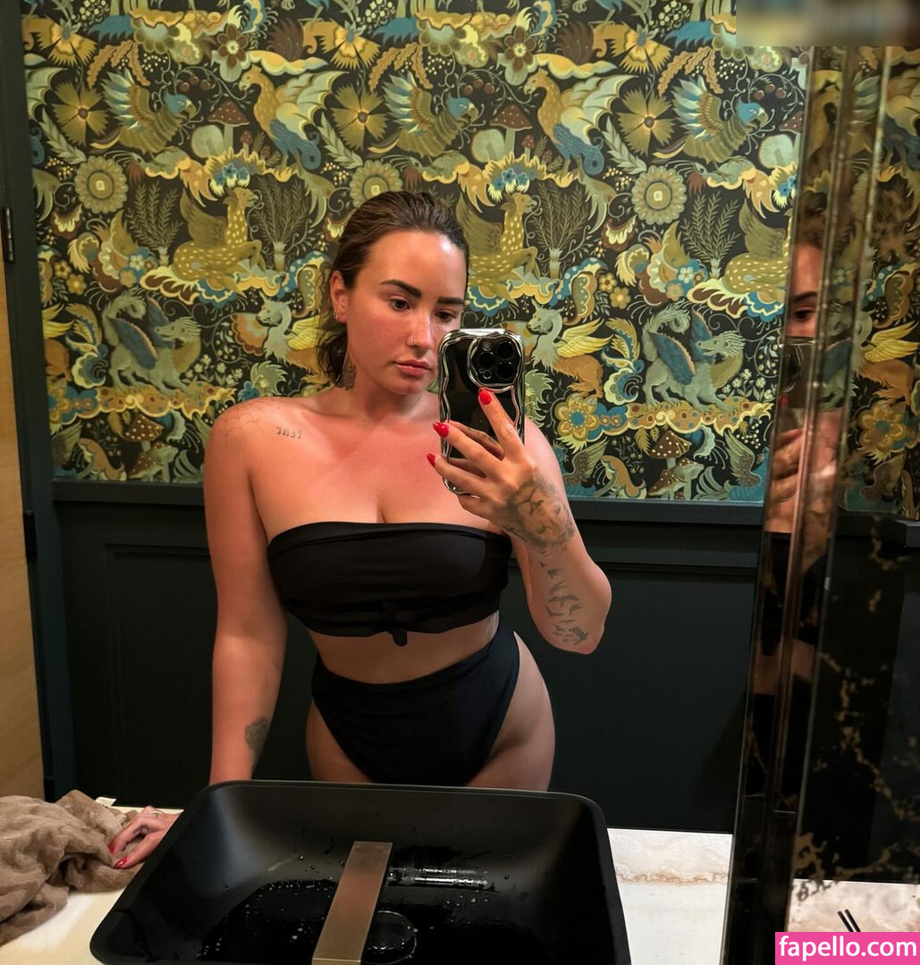 Demi Lovato / ddlovato Nude Leaked OnlyFans Photo #631 - Fapello