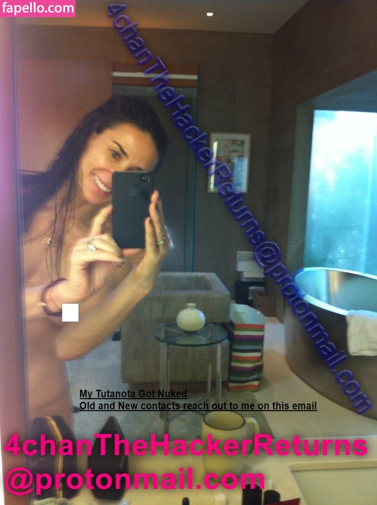 Demi Moore leaked nude photo #0001 (Demi Moore / demimoore / kyliedemi)