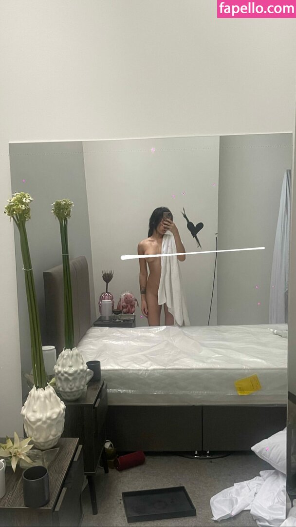 Dieu Linh Vuong leaked nude photo #0011 (Dieu Linh Vuong / Dieu_lin_vuong / Dieulinvuong / Helltish)