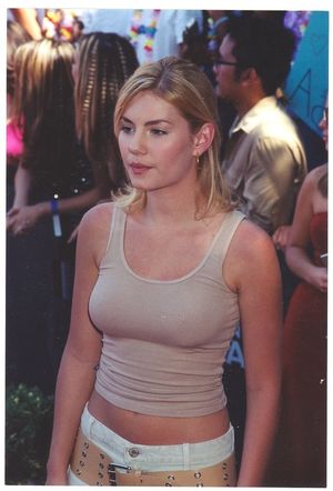 Elisha Cuthbert nude #0015