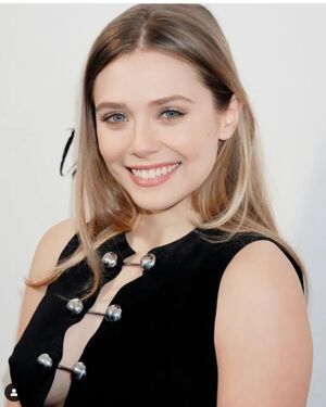 Elizabeth Olsen nude #0590