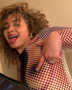 Ella Eyre nude #0039