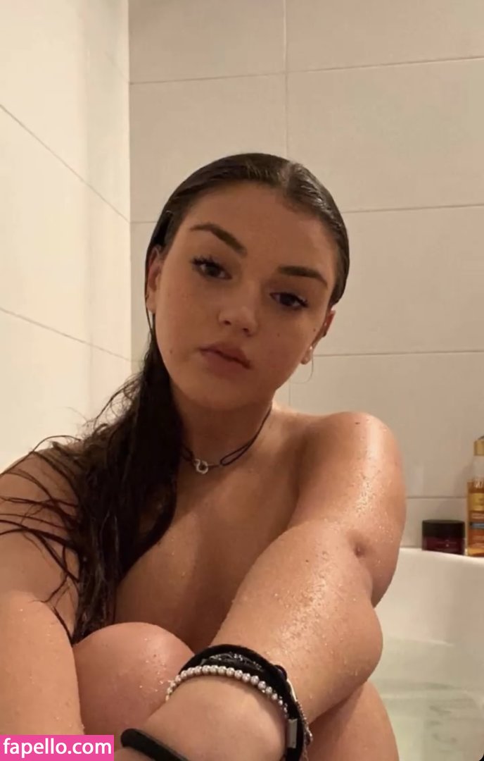 Emilie Emmpot Eps Nude Leaked OnlyFans Patreon Photo 18 Fapello