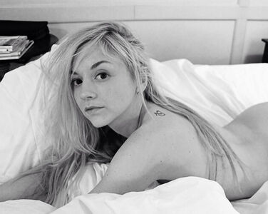 Emily Kinney nude #0007