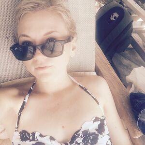 Emily Kinney nude #0035