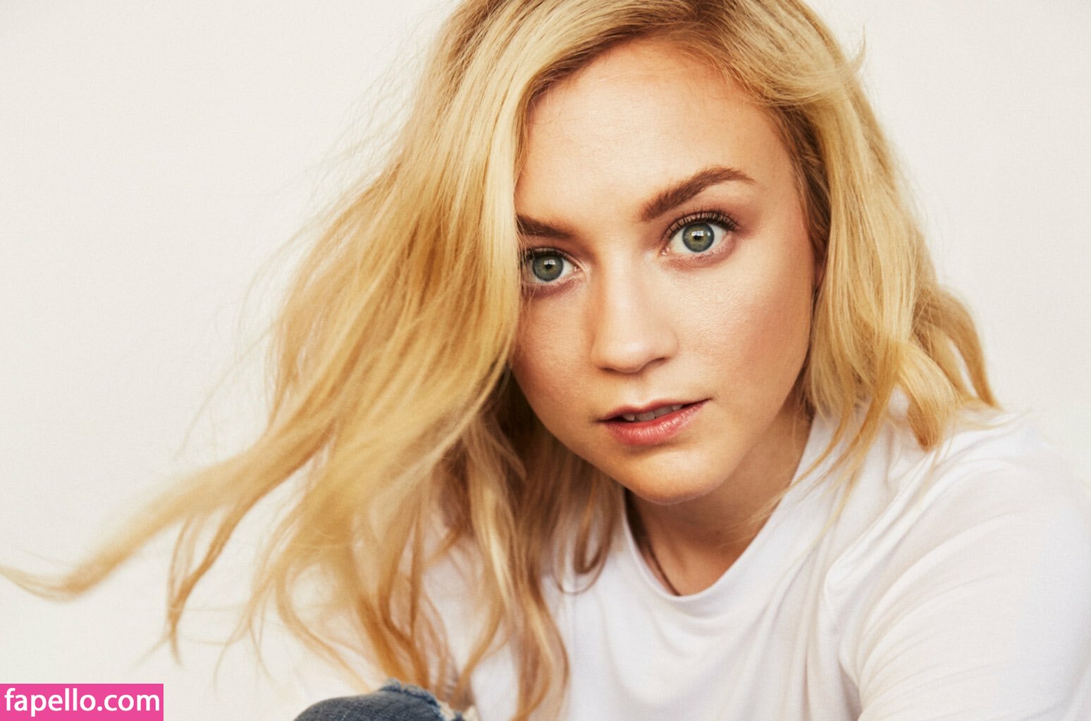 Emily Kinney Fapello 6977