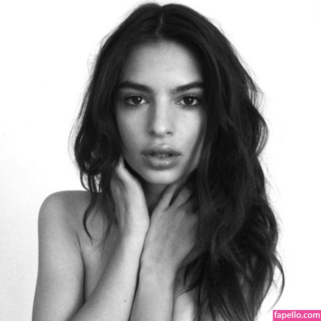 Emily Ratajkowski / emilyratajkowski / emrata Nude Leaked OnlyFans Photo  #84 - Fapello