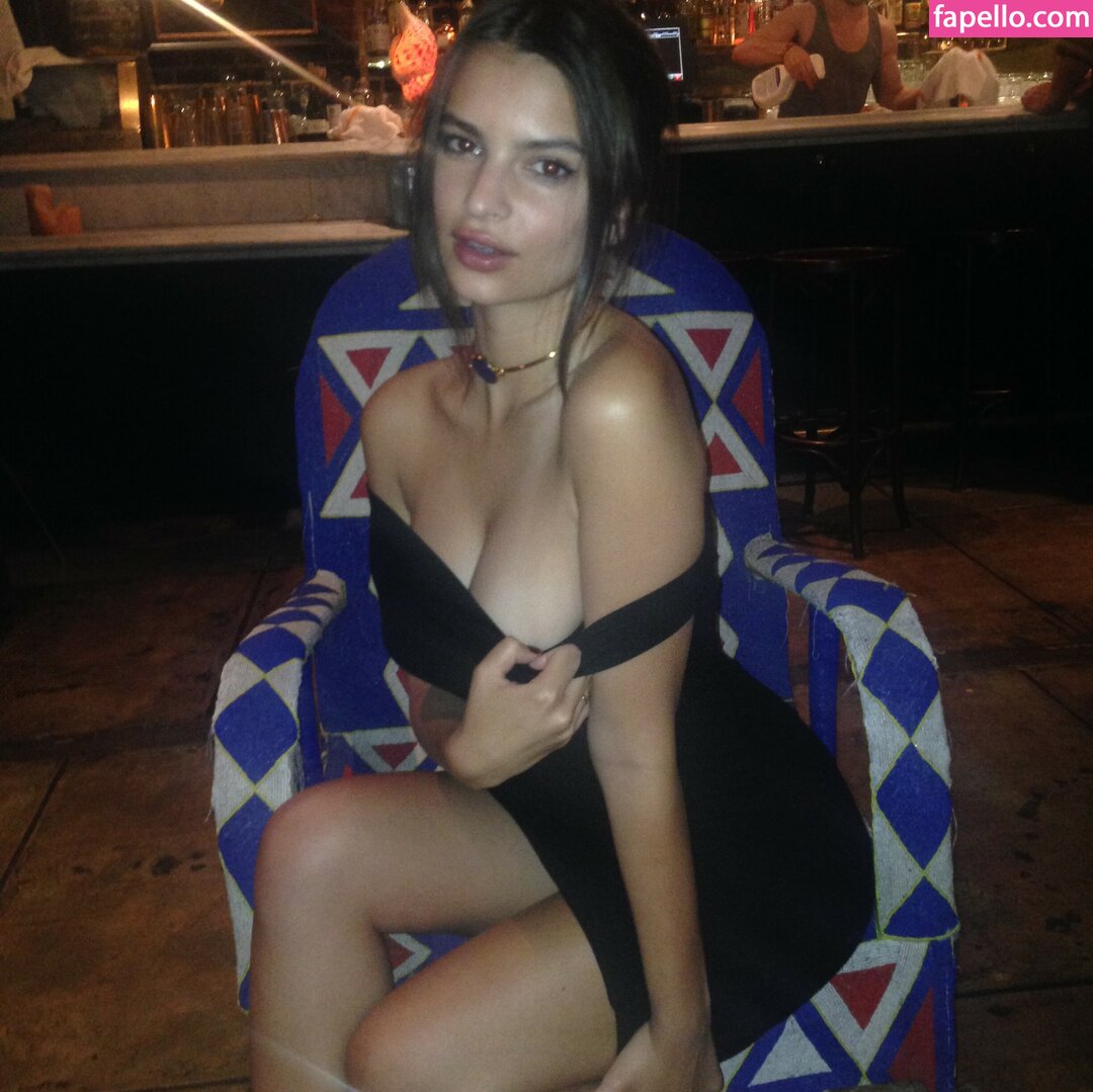 Emily Ratajkowski leaked nude photo #3545 (Emily Ratajkowski / emilyratajkowski / emrata)