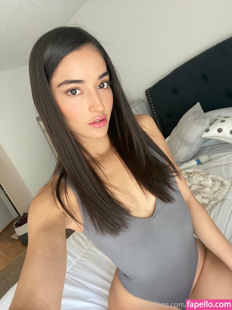 Emily Willis / emilywillisx3 / emilywillisxoxo Nude Leaked OnlyFans Photo  #99 - Fapello