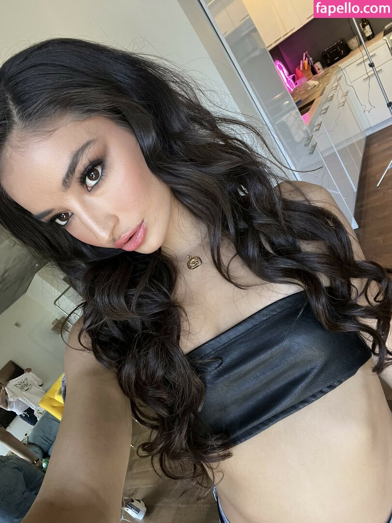 Emily Willis / emilywillisx3 / emilywillisxoxo Nude Leaked OnlyFans Photo  #810 - Fapello