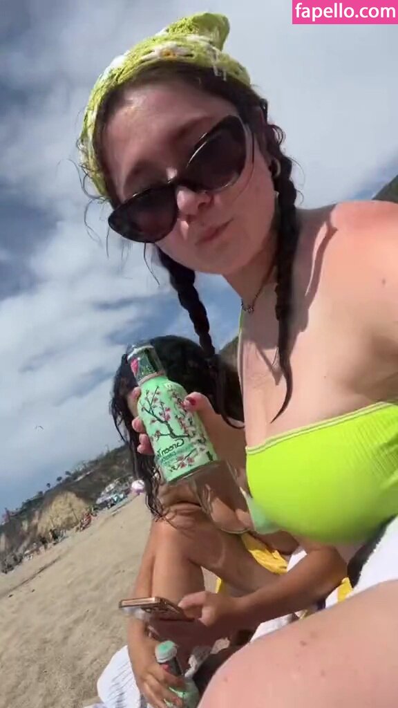 Emma Kenney leaked nude photo #0220 (Emma Kenney / amirrazm / emmakenney / ems4638)