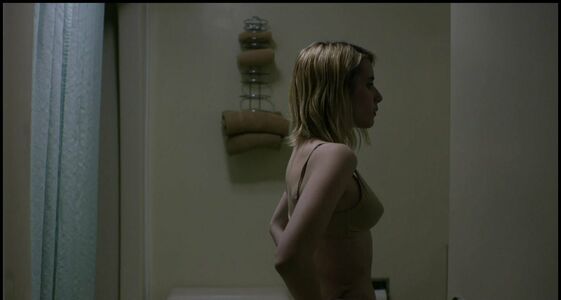 Emma Roberts nude #0627