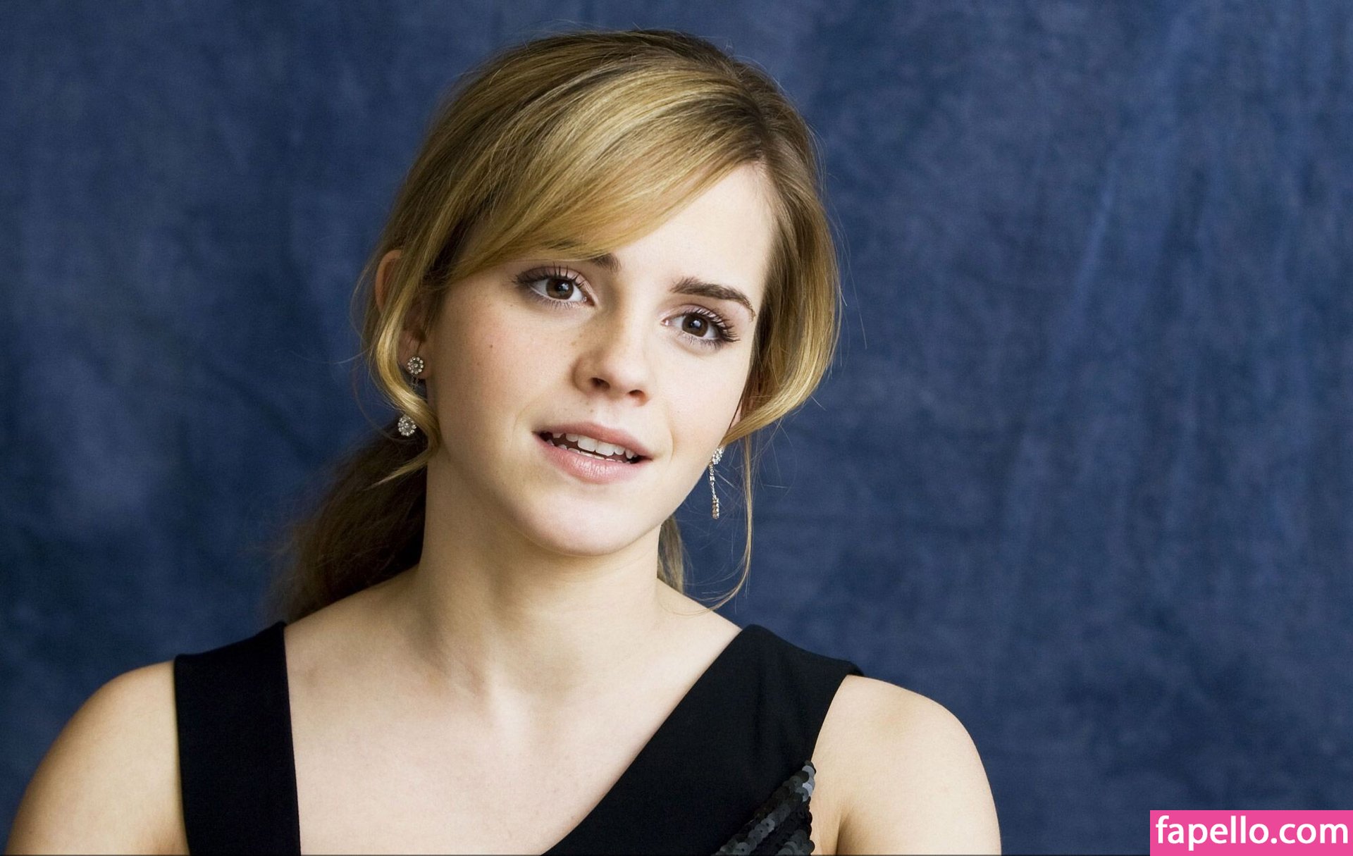 Emma Watson leaked nude photo #0307 (Emma Watson / EmmaWatson / elizarosewatson)