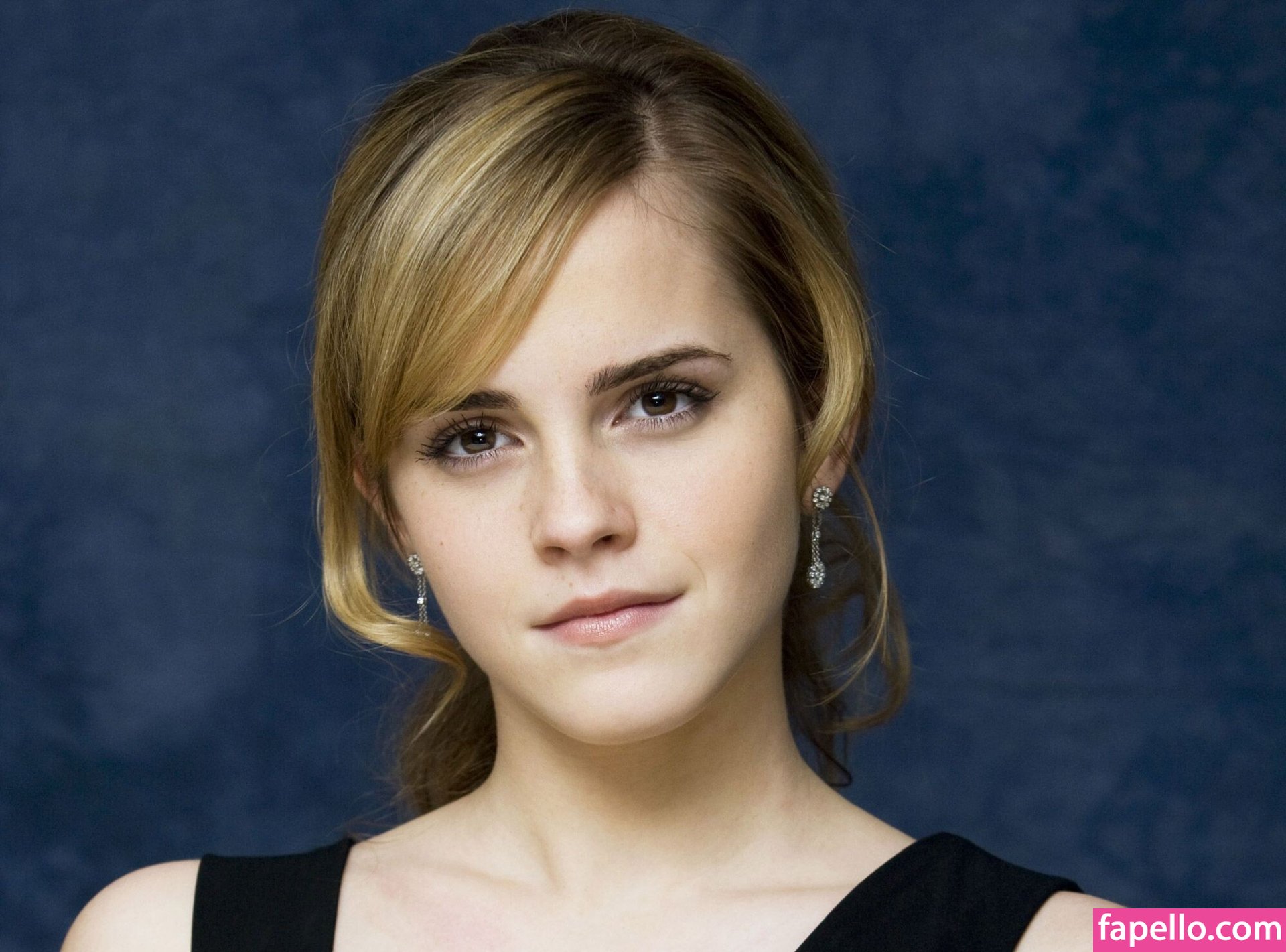 Emma Watson leaked nude photo #0312 (Emma Watson / EmmaWatson / elizarosewatson)