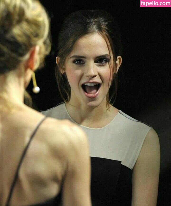 Emma Watson leaked nude photo #0498 (Emma Watson / EmmaWatson / elizarosewatson)