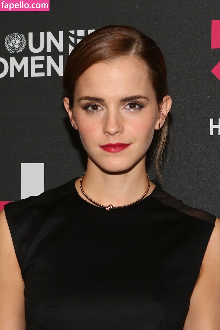 Emma Watson leaked nude photo #0889 (Emma Watson / EmmaWatson / elizarosewatson)