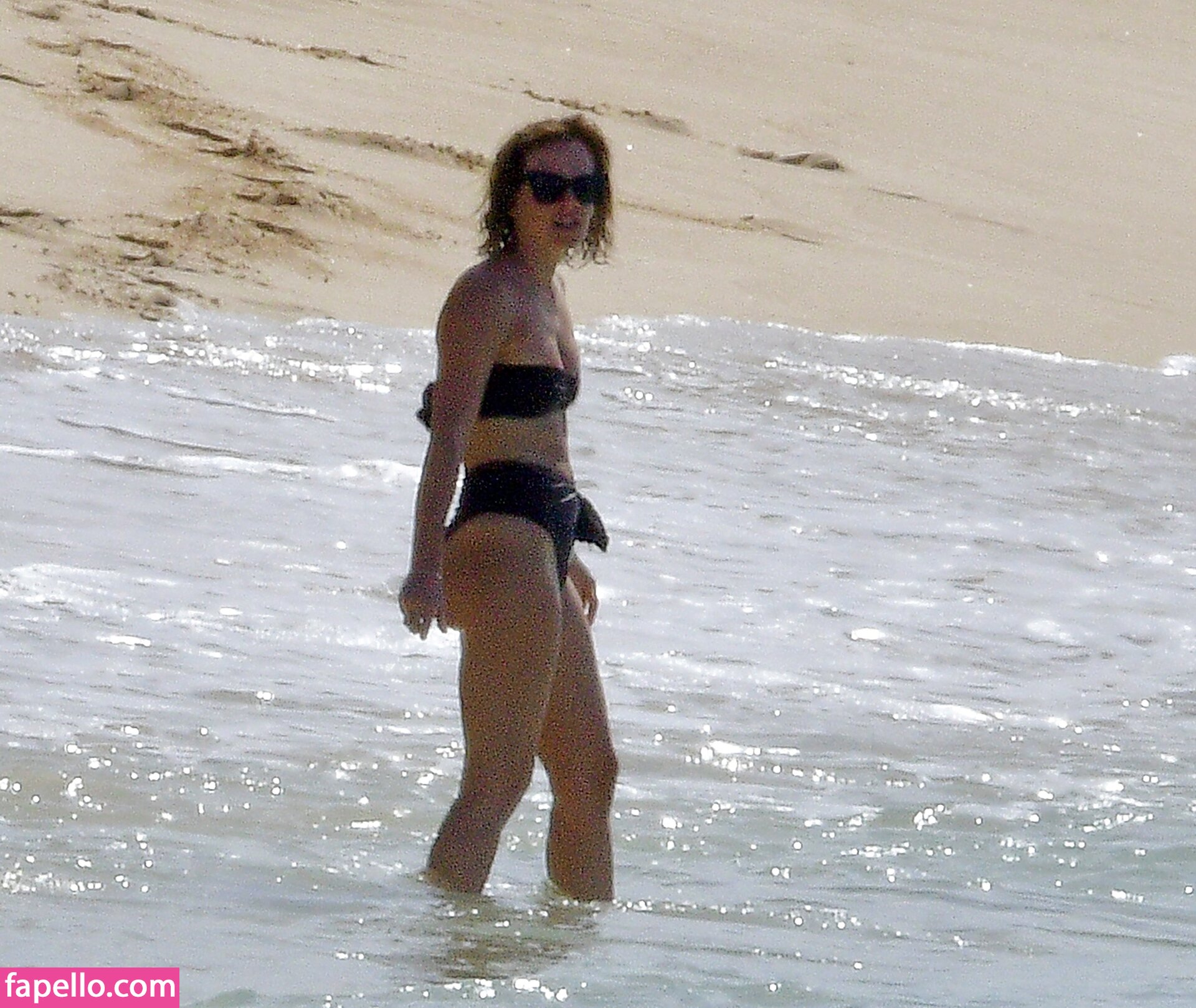 Emma Watson leaked nude photo #0918 (Emma Watson / EmmaWatson / elizarosewatson)