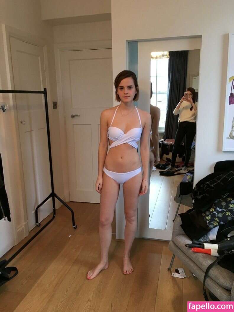 Emma Watson leaked nude photo #1166 (Emma Watson / EmmaWatson / elizarosewatson)