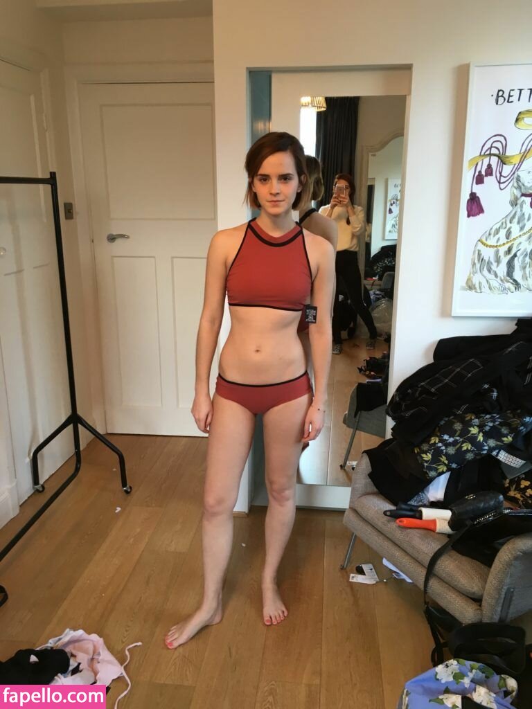 Emma Watson leaked nude photo #1168 (Emma Watson / EmmaWatson / elizarosewatson)