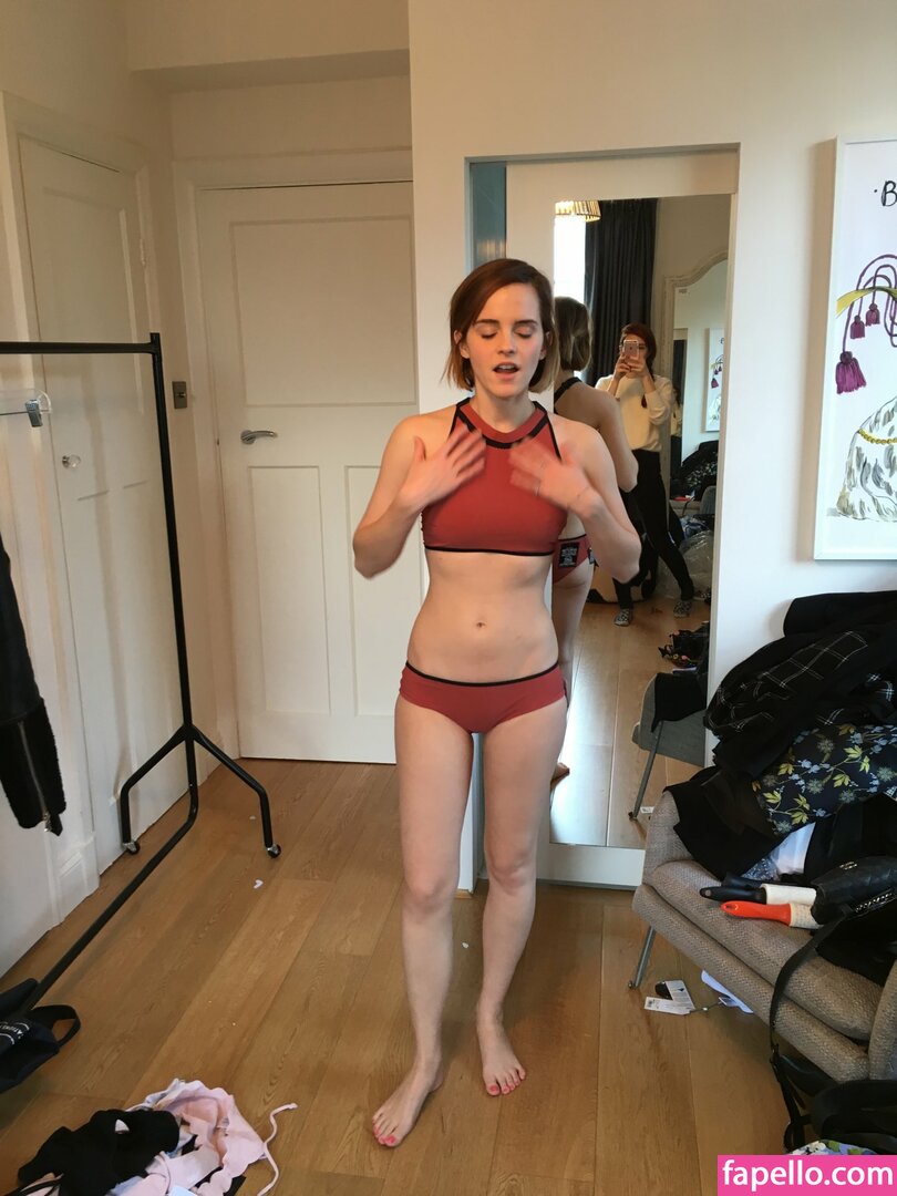 Emma Watson leaked nude photo #1203 (Emma Watson / EmmaWatson / elizarosewatson)