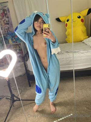 Erikasbulbasaur nude #0094