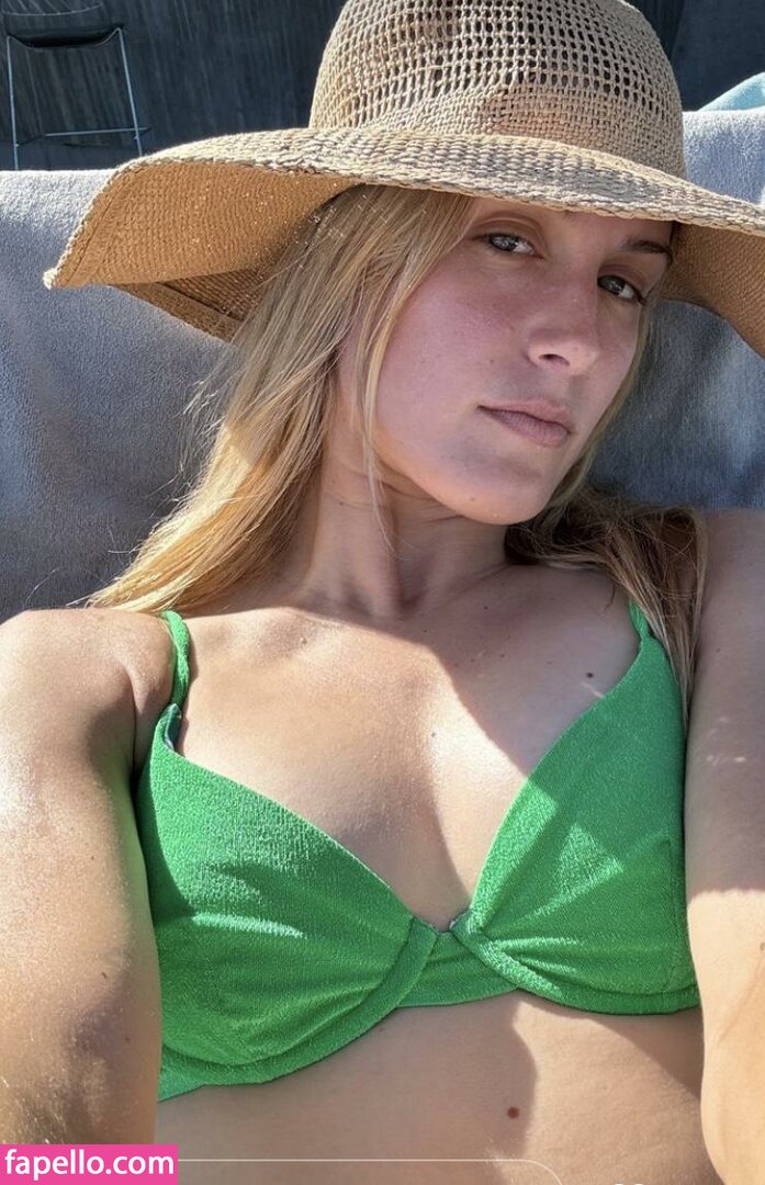 Eugenie Genie Bouchard Eugenie Genie Bouchard Geniebouchard Nude Leaked Onlyfans Photo