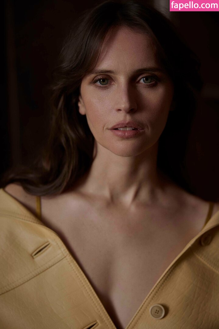 Felicity Jones erome Latest Exclusive Leaked Photos