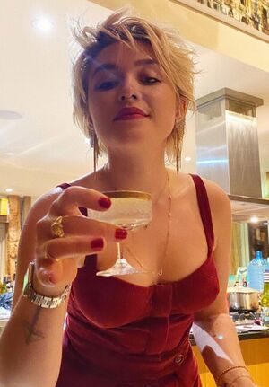 Florence Pugh nude #0982