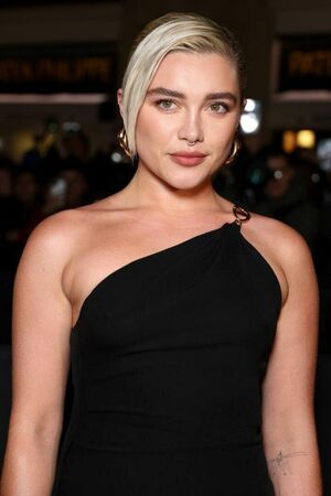 Florence Pugh nude #1011