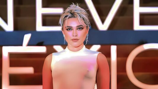 Florence Pugh nude #1076