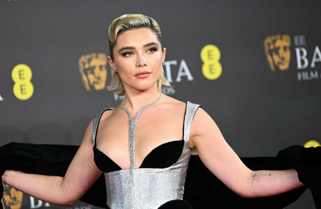 Florence Pugh nude #1114