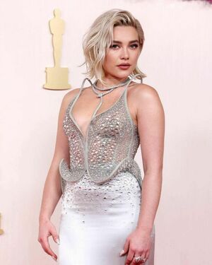 Florence Pugh nude #1190