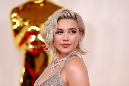 Florence Pugh nude #1210